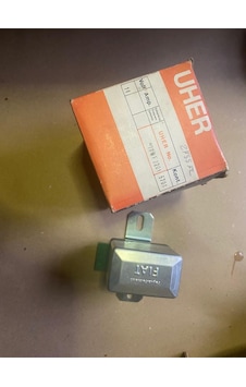 Uher Regulatör 14v 70w 2201 Universal Murat 124 131 Fiat Traktör Uyumlu Uher Regulatör 14v 70w 2201 Universal Murat 124 131 Fiat Traktör Uyumlu