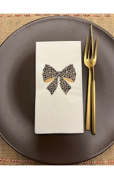Fiyonk Leopar Baskılı Sunum Peçetesi Beyaz 16 Adet Fiyonk Leopar Baskılı Sunum Peçetesi Beyaz 16 Adet