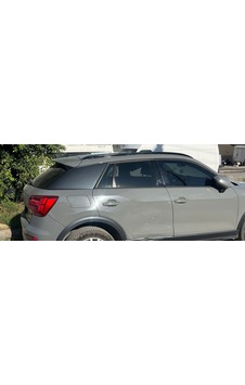 Audi Q2 2018-2021 Tavan Çıtası Parlak Siyah