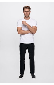 Wrangler Arizona Pamuklu Straight Fit Normal Bel Jean Erkek Kot Pantolon W211842 001 Siyah Wrangler Arizona Pamuklu Straight Fit Normal Bel Jean Erkek Kot Pantolon W211842 001 Siyah