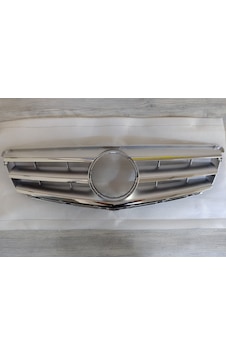 Mercedes W204 Avangard Ön Panjur Krom/gümüş 2007-2013 Mercedes W204 Avangard Ön Panjur Krom/gümüş 2007-2013