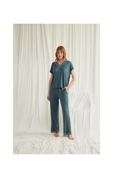 Hrşytrend Herşeytrend Kısa Kollu V Yakalı Dantelli Pijama Takımı Yeşil Hrşytrend Herşeytrend Kısa Kollu V Yakalı Dantelli Pijama Takımı Yeşil
