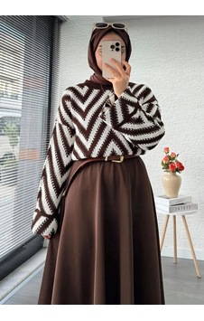 Trend Paris Retro Zigzag Desenli Oversize Örgü Triko Kazak Kahverengi Standart Trend Paris Retro Zigzag Desenli Oversize Örgü Triko Kazak Kahverengi Standart
