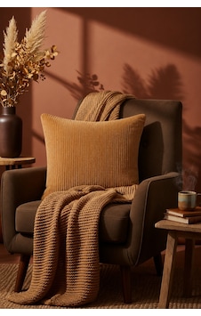Elart Fitilli Kadife Kırlent Kılıfı 43x43 Cm Sarı Elart Fitilli Kadife Kırlent Kılıfı 43x43 Cm Sarı