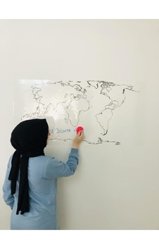 Dilsiz Dünya Haritası Yazı Tahtası Statik Akıllı Kağıt Tahta Kalem 114x56 Cm Yapışkansız Şeffaf Dilsiz Dünya Haritası Yazı Tahtası Statik Akıllı Kağıt Tahta Kalem 114x56 Cm Yapışkansız Şeffaf