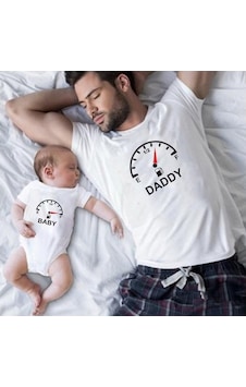 Daddy Baby Benzin Beyaz Baba Oğul Kız Tişört Zıbın Kombini (544658032) Daddy Baby Benzin Beyaz Baba Oğul Kız Tişört Zıbın Kombini (544658032)