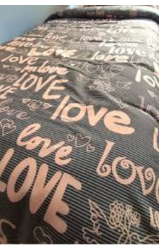 Love Tek Kişilik Nevresim Takımı Desenli Love Tek Kişilik Nevresim Takımı Desenli