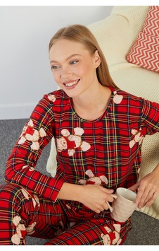 Fullamoda Ayıcıklı Ekose Desenli Bisiklet Yaka Süet Pijama Takımı Kırmızı Fullamoda Ayıcıklı Ekose Desenli Bisiklet Yaka Süet Pijama Takımı Kırmızı