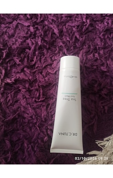 Tea Tree Face Wash