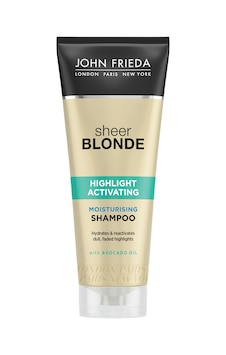 John Frieda Sheer Blonde Sarı Saçlara Özel Cansız Ve Solmuş Işıltılar İçin Renk Canlandırıcı Şampuan 250 ML John Frieda Sheer Blonde Sarı Saçlara Özel Cansız Ve Solmuş Işıltılar İçin Renk Canlandırıcı Şampuan 250 ML