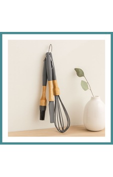 Trendexa 3'lü Silikon Mutfak Seti Çırpıcı, Fırça, Spatula - Bambu Sap Mac Trendexa 3'lü Silikon Mutfak Seti Çırpıcı, Fırça, Spatula - Bambu Sap Mac