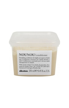 Davines Nounou Besleyici ve Koruyucu Saç Bakım Kremi 250 ML Davines Nounou Besleyici ve Koruyucu Saç Bakım Kremi 250 ML