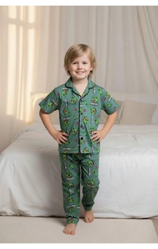 Lillypicca Erkek Çocuk Desenli Önden Düğmeli Kısa Kol Pijama Takımı 8028 Yeşil Lillypicca Erkek Çocuk Desenli Önden Düğmeli Kısa Kol Pijama Takımı 8028 Yeşil
