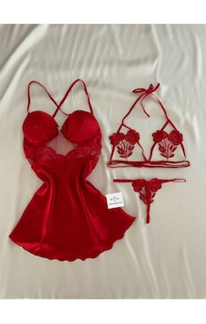 Mh Moony Homewears Kutulu 3'lü Muhteşem Güzellik Saten Gecelik Iç Giyim Seti Kırmızı Mh Moony Homewears Kutulu 3'lü Muhteşem Güzellik Saten Gecelik Iç Giyim Seti Kırmızı
