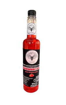 Black Ram Çilek Aromalı Şurup 750 ML Black Ram Çilek Aromalı Şurup 750 ML