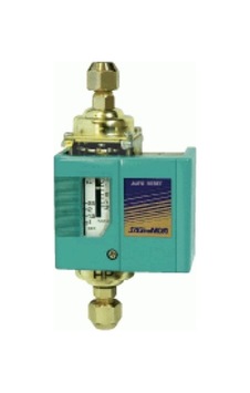 Saginomiya Onsc-106xq4 Yağ Basınç Presostatı 45 Sn Sgnmy