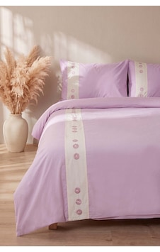 Daisy Violet %100 Pamuklu Çift Kişilik Nevresim Takımı - 4 Parça Mor Daisy Violet %100 Pamuklu Çift Kişilik Nevresim Takımı - 4 Parça Mor