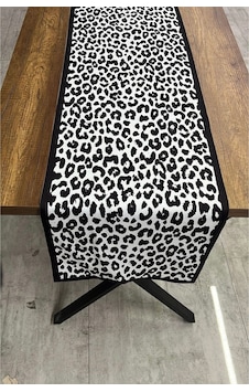 Şeritli Siyah Beyaz Leopar Runner 40 X 140 Renkli