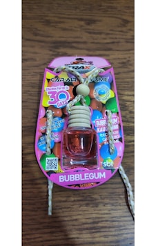 Araç Koku Sakız Oto Koku Cam Şişe İpli Asma Araba Kokusu 8 Ml Bubble Gum Koku Araç Koku Sakız Oto Koku Cam Şişe İpli Asma Araba Kokusu 8 Ml Bubble Gum Koku