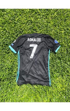 Real Madrid Ronaldo 7 Retro Futbol Forması Siyah Çok Renkli Real Madrid Ronaldo 7 Retro Futbol Forması Siyah Çok Renkli