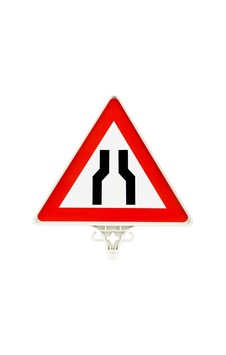 Her İki Taraftan Daralan Yol Uyarı Levhası Her İki Taraftan Daralan Yol Uyarı Levhası