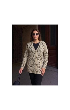 Onno Style Women Kalp Desenli Klasik Triko Düğmeli Ceket Taş Onno Style Women Kalp Desenli Klasik Triko Düğmeli Ceket Taş