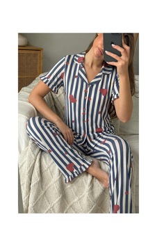 Femelle Kadın Kalp Desenli Düğmeli Kısa Kollu Pijama Takımı mavi Femelle Kadın Kalp Desenli Düğmeli Kısa Kollu Pijama Takımı mavi