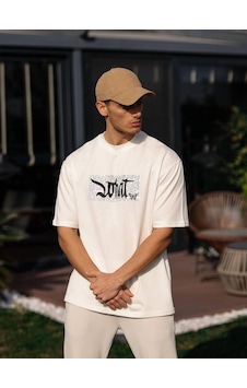 Moda Assema Erkek Bisiklet Yaka Baskılı Oversize T-shirt - Beyaz Çok Renkli Moda Assema Erkek Bisiklet Yaka Baskılı Oversize T-shirt - Beyaz Çok Renkli