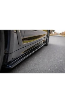 Bmw G30 5 Series - Marşpiyel Alt Çıtası - Piano Black Vakum Bmw G30 5 Series - Marşpiyel Alt Çıtası - Piano Black Vakum