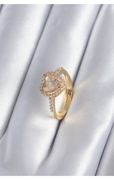 Pirinç Gold Renk Zirkon Taşlı Kalp Charm Model Kadın Yüzük Çok Renkli 03883673 Pirinç Gold Renk Zirkon Taşlı Kalp Charm Model Kadın Yüzük Çok Renkli 03883673