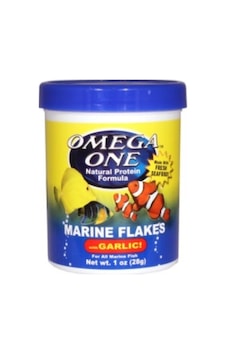 Omega One Garlic Marine Flakes 1000ml / 148gr. Omega One Garlic Marine Flakes 1000ml / 148gr.