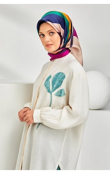 Armine Özel Nostalji Serisi Twill İpek Eşarp 8301D 84 Armine Özel Nostalji Serisi Twill İpek Eşarp 8301D 84