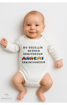 Babyden's Bu Güzellik Nereden Sanıyorsun, Annemi Tanımıyorsun Yazılı Uzun Kollu Bebek Body Çıtçıtlı Zıbın Beyaz Babyden's Bu Güzellik Nereden Sanıyorsun, Annemi Tanımıyorsun Yazılı Uzun Kollu Bebek Body Çıtçıtlı Zıbın Beyaz
