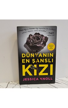 Dünyanın En Şanslı Kızı- 1.baskı Dünyanın En Şanslı Kızı- 1.baskı