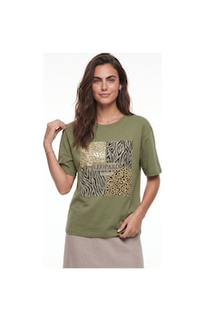 Onloox Kadın Yeşil Fıstık Yeşili Pamuklu Bisiklet Yaka Rahat Kalıp Taş İşlemeli Leopar Baskılı T-shirt