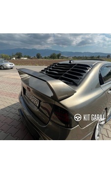 Kit Garaj Honda Civic Fd6 Arka Cam Vizörü Parlak Siyah Plastik Boyalı Kit Garaj Honda Civic Fd6 Arka Cam Vizörü Parlak Siyah Plastik Boyalı
