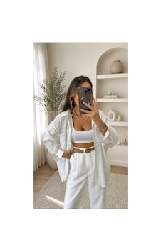 Moda Banuş Beyaz Düşük Omuzlu Tensel Gömlek Moda Banuş Beyaz Düşük Omuzlu Tensel Gömlek