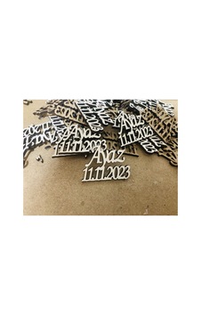 25 Adet Ahşap İsim Krem Renk Ahşap 4x3 Cm Ebatlı 25 Adet Ahşap İsim Krem Renk Ahşap 4x3 Cm Ebatlı