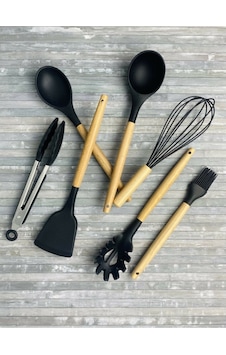 Qerhome 7 Parça Siyah Servis Seti Maşa- Kepçe-kaşık-çırpıcı-spatula - Spagetti - Fırça Qerhome 7 Parça Siyah Servis Seti Maşa- Kepçe-kaşık-çırpıcı-spatula - Spagetti - Fırça