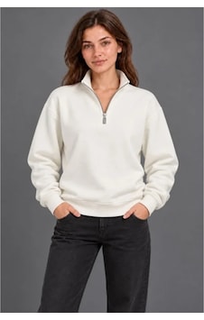 Butik İstanbul Üç İplik İçi Şardonlu Dik Yaka Yarım Fermuarlı Kışlık Sweatshirt - Beyaz Butik İstanbul Üç İplik İçi Şardonlu Dik Yaka Yarım Fermuarlı Kışlık Sweatshirt - Beyaz