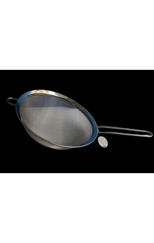 Çelik Saplı Süzgeç 22cm Çok Renkli Çelik Saplı Süzgeç 22cm Çok Renkli
