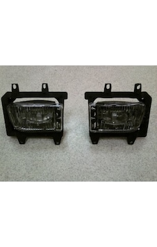 Bmw E30 Sis Farı Sol Adet Bmw E30 Sis Farı Sol Adet