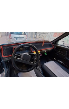 1990+ Modellerine Uygun Lada Samara Torpido Koruma Halısı Siyah Kenar Renk Kırmızı 1990+ Modellerine Uygun Lada Samara Torpido Koruma Halısı Siyah Kenar Renk Kırmızı