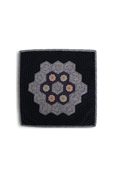 Patchwork El Yapımı Dantel Ve Kumaş Tasarım Yastık Kılıfı Siyah