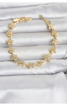 Pirinç Gold Renk Zirkon Taşlı Sıralı Yıldız Model Kadın Bileklik Gümüş Pirinç Gold Renk Zirkon Taşlı Sıralı Yıldız Model Kadın Bileklik Gümüş