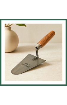 Bezos 20 Cm Ahşap Saplı Çelik Sıva Mala Bzs01 Bezos 20 Cm Ahşap Saplı Çelik Sıva Mala Bzs01