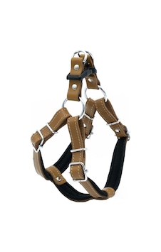 Doggie Konforlu Deri El Yapımı Ronin Model Köpek Göğüs Tasması 1.5 x 40-45 CM Camel Kahverengi Doggie Konforlu Deri El Yapımı Ronin Model Köpek Göğüs Tasması 1.5 x 40-45 CM Camel Kahverengi