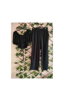 Çınar Boutique Gofre Kumaş Croplu Takım Siyah Siyah Çınar Boutique Gofre Kumaş Croplu Takım Siyah Siyah