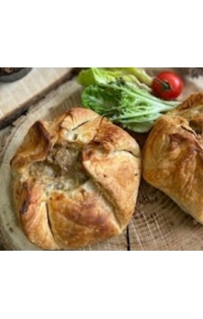 Afyon Kıymalı Ağzı Açık Börek 6'lı Paket Afyon Kıymalı Ağzı Açık Börek 6'lı Paket