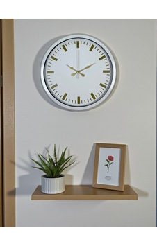 Beyaz Zarafet 40 Cm Metal Duvar Saati Beyaz Zarafet 40 Cm Metal Duvar Saati